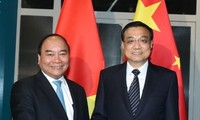 Нгуен Суан Фук встретился с премьером Госсовета КНР и президентом Болгарии 